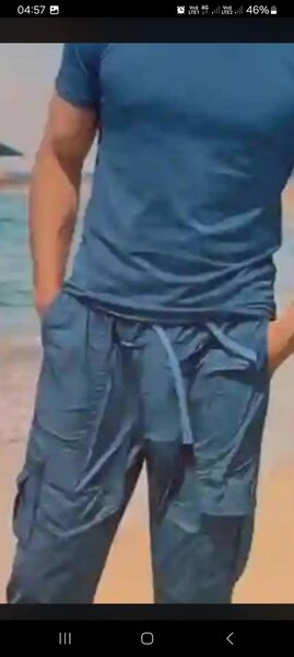 Tanar din Bucuresti imi caut jumatatea,